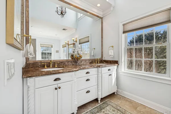 $225,000 | 23 Meadow Lane, Westhampton Beach, NY 11978