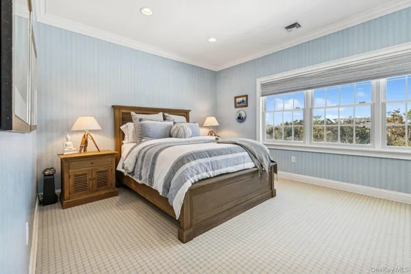 $225,000 | 23 Meadow Lane, Westhampton Beach, NY 11978