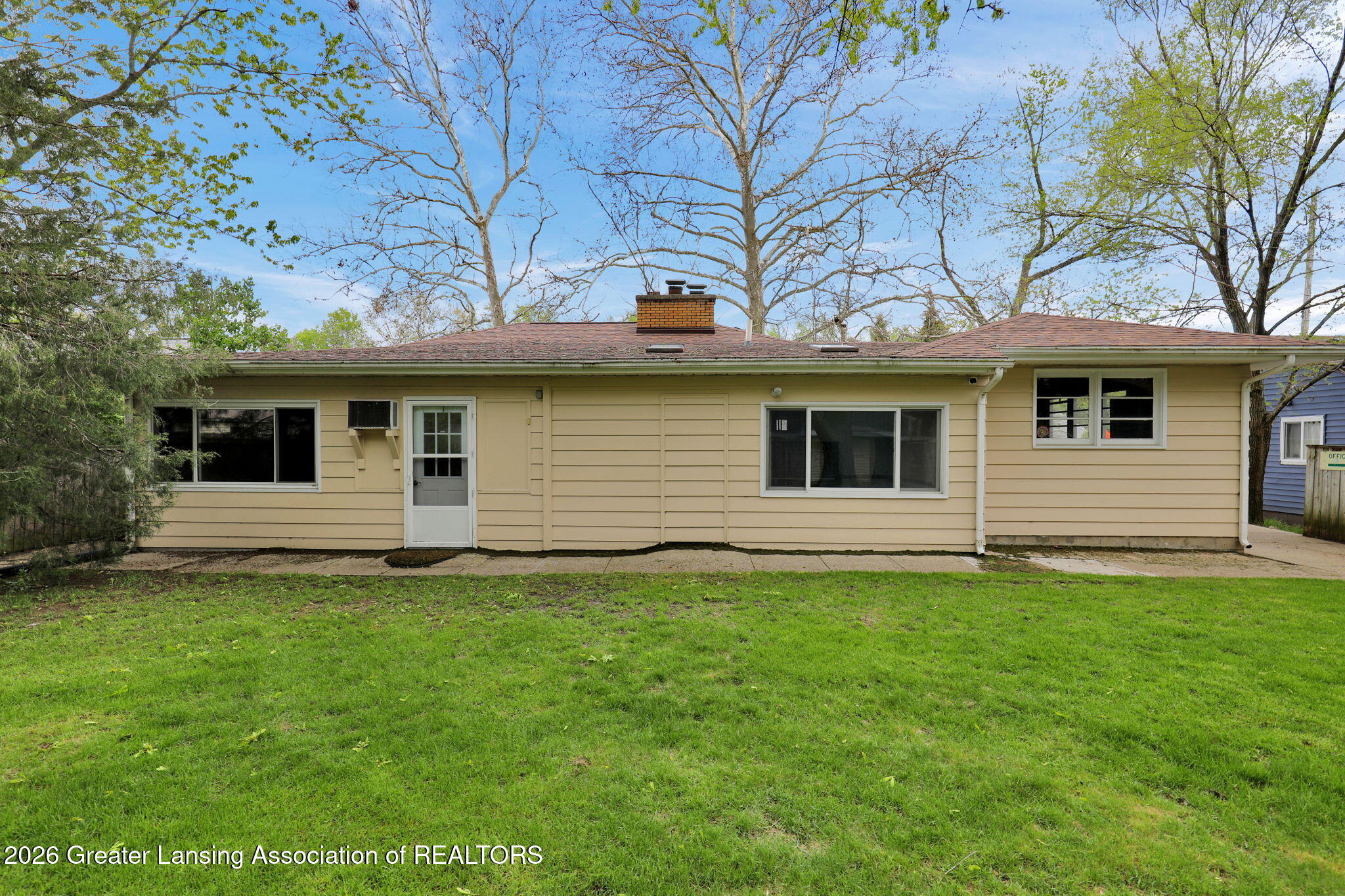4604 Holt Road Holt, MI 48842 - Photo 6 of 43 06_38-web-or-mls-Open Ended Media-06
