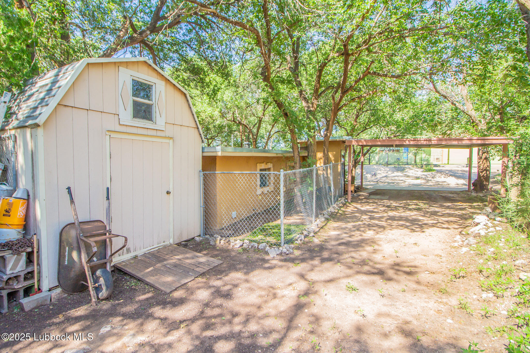 173 Pony Express Trail Lubbock, TX 79404 - Photo 39 of 40 IMG_0699
