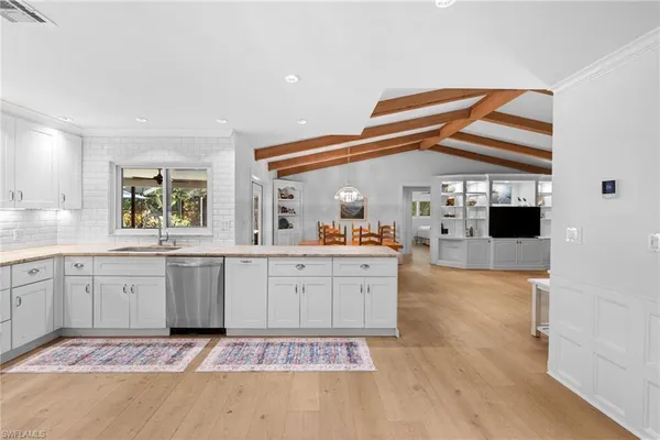 $879,000 | 9715 Winchester Wood, Naples, FL 34109