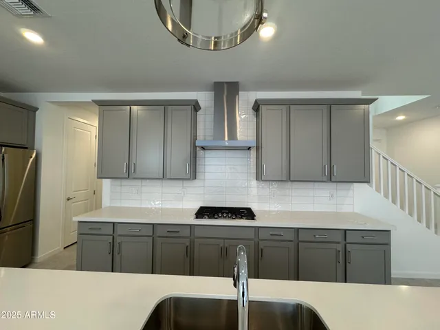 $2,995 | 26331 North 24th Glen, Phoenix, AZ 85085