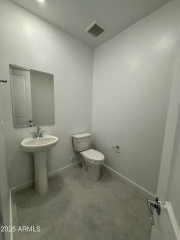 $2,995 | 26331 North 24th Glen, Phoenix, AZ 85085