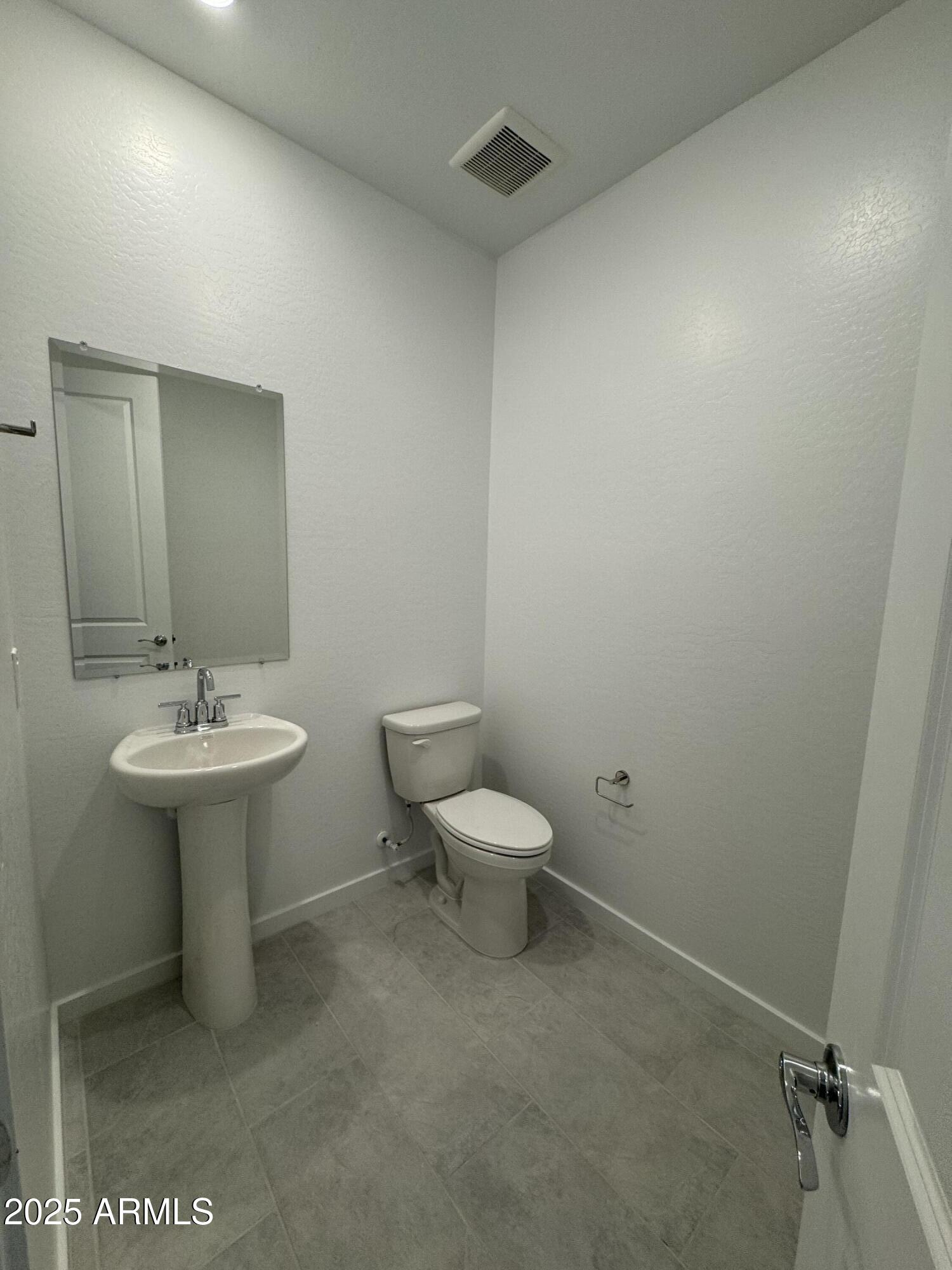 26331 North 24th Glen Phoenix, AZ 85085 - Photo 17 of 35 IMG_9015