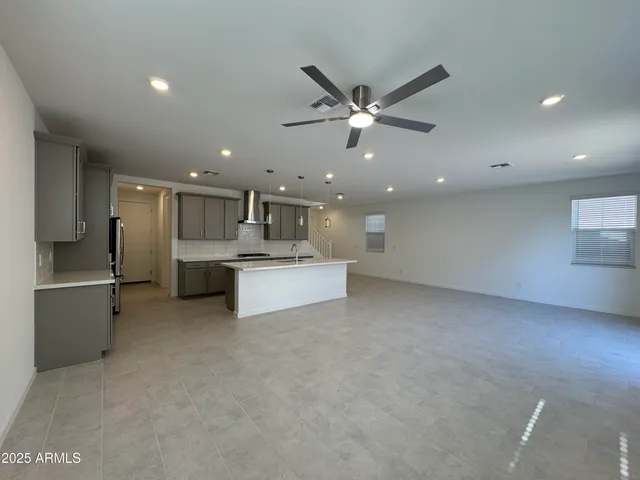 $2,995 | 26331 North 24th Glen, Phoenix, AZ 85085