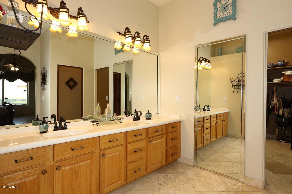 2880 West Maddock Road Phoenix, AZ 85086 - Photo 36 of 62 Master Bath
