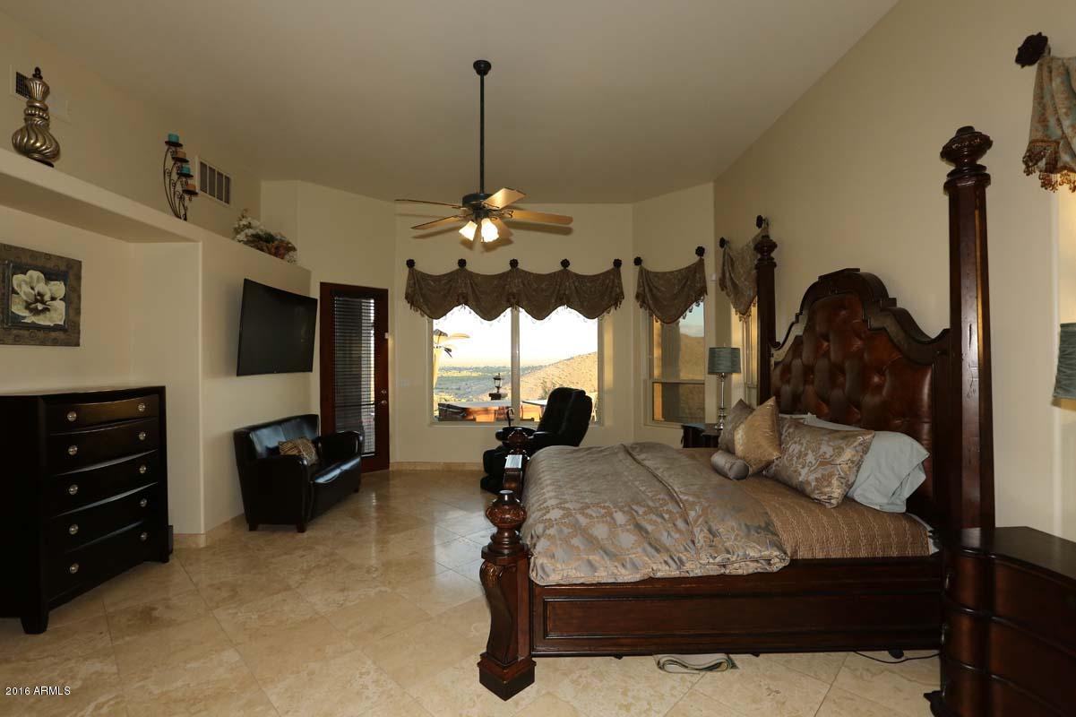 2880 West Maddock Road Phoenix, AZ 85086 - Photo 38 of 62 Master Bedroom2
