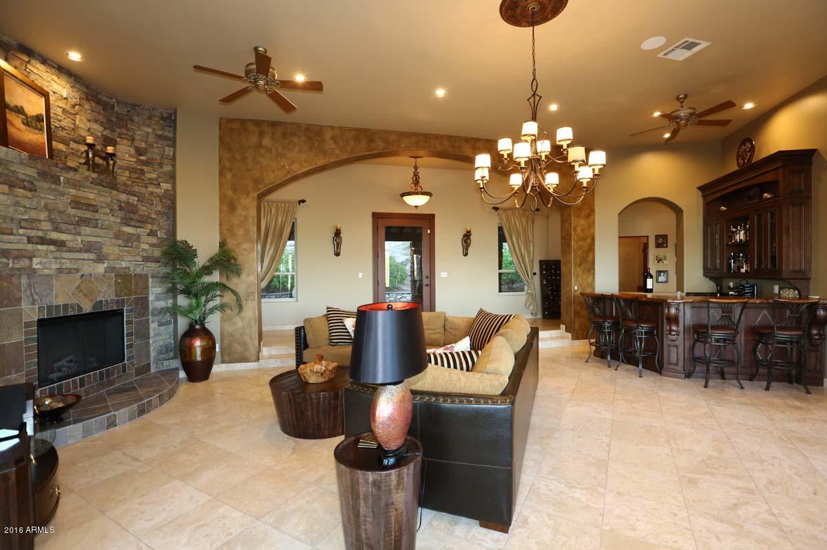 2880 West Maddock Road Phoenix, AZ 85086 - Photo 6 of 62 Great Room3