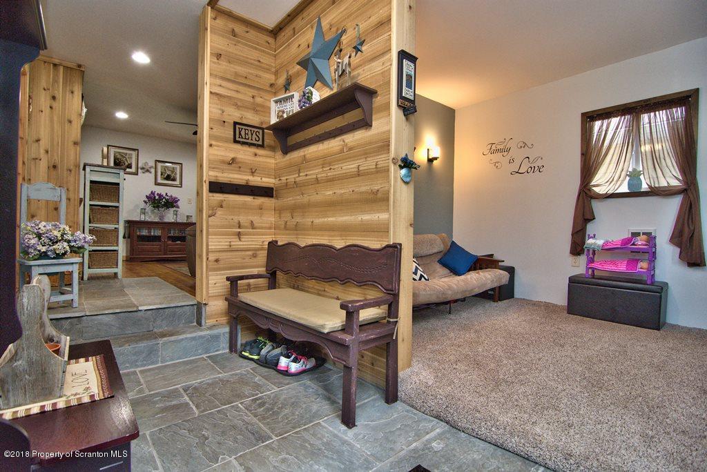691 Raylean Road Montrose, PA 18801 - Photo 12 of 50 Gallery Image 12