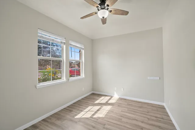 $374,500 | 19111 Shoreside Terrace Drive, Manvel, TX 77578