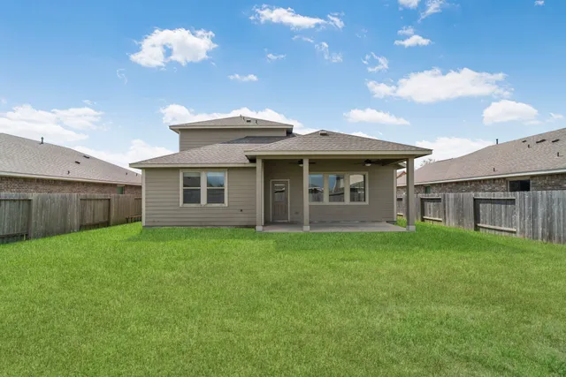 $374,500 | 19111 Shoreside Terrace Drive, Manvel, TX 77578