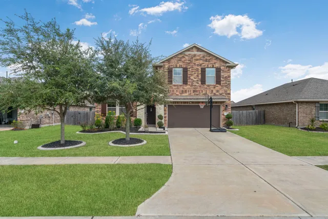 $374,500 | 19111 Shoreside Terrace Drive, Manvel, TX 77578