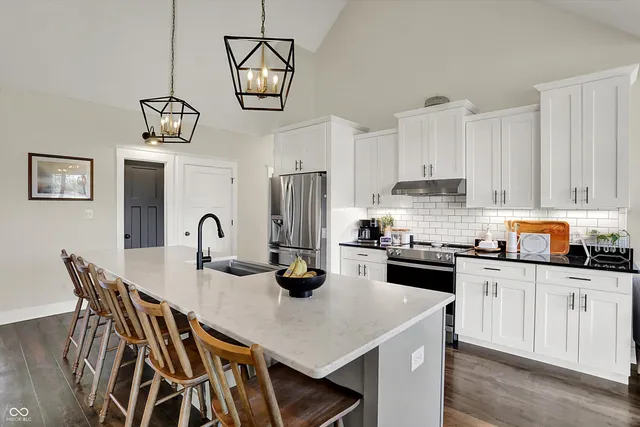 $665,000 | 8161 Cindy Circle, Martinsville, IN 46151