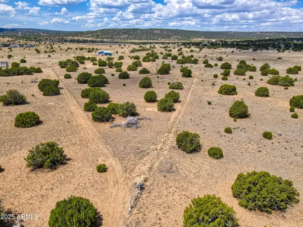 $115,000 | 17 County Road, Unit 185, Concho, AZ 85924