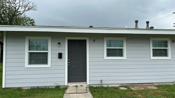 $975 | 1231 North LBJ Drive, Unit 9, San Marcos, TX 78666