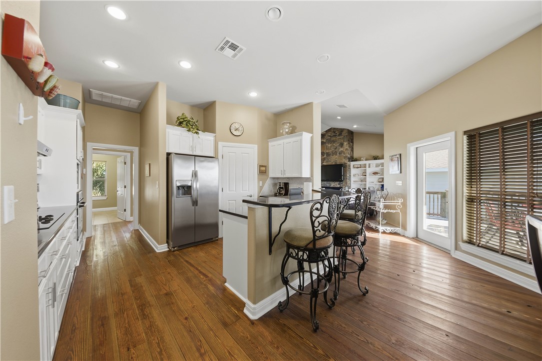 227 Windjammer Road Rockport, TX 78382 - Photo 14 of 40