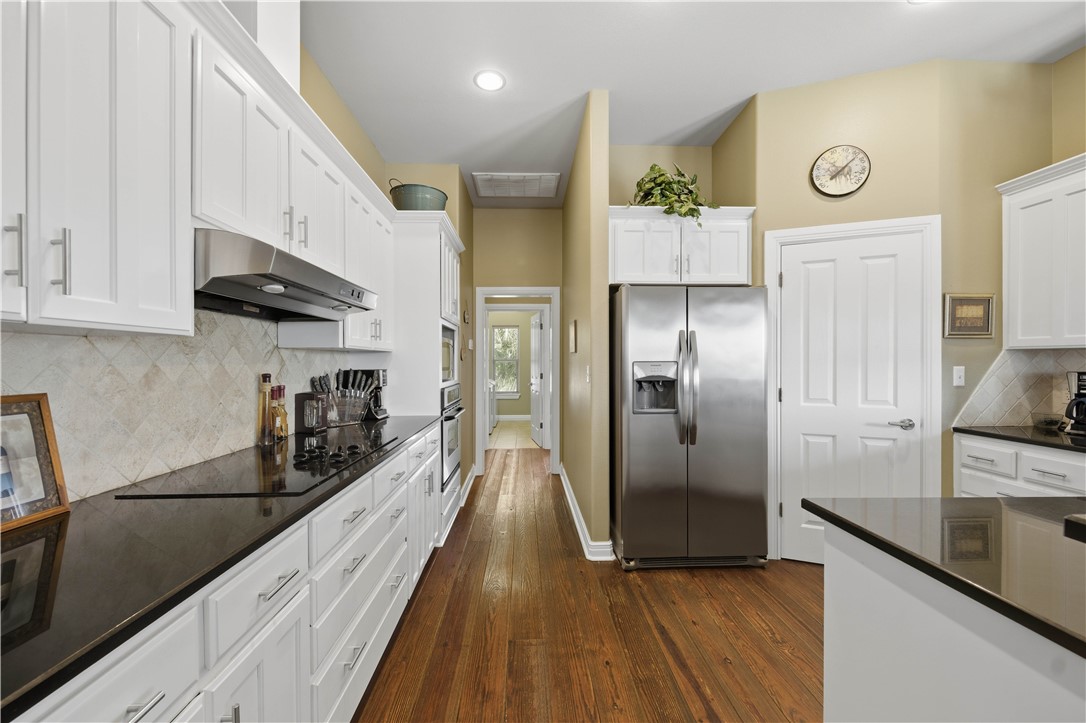 227 Windjammer Road Rockport, TX 78382 - Photo 16 of 40