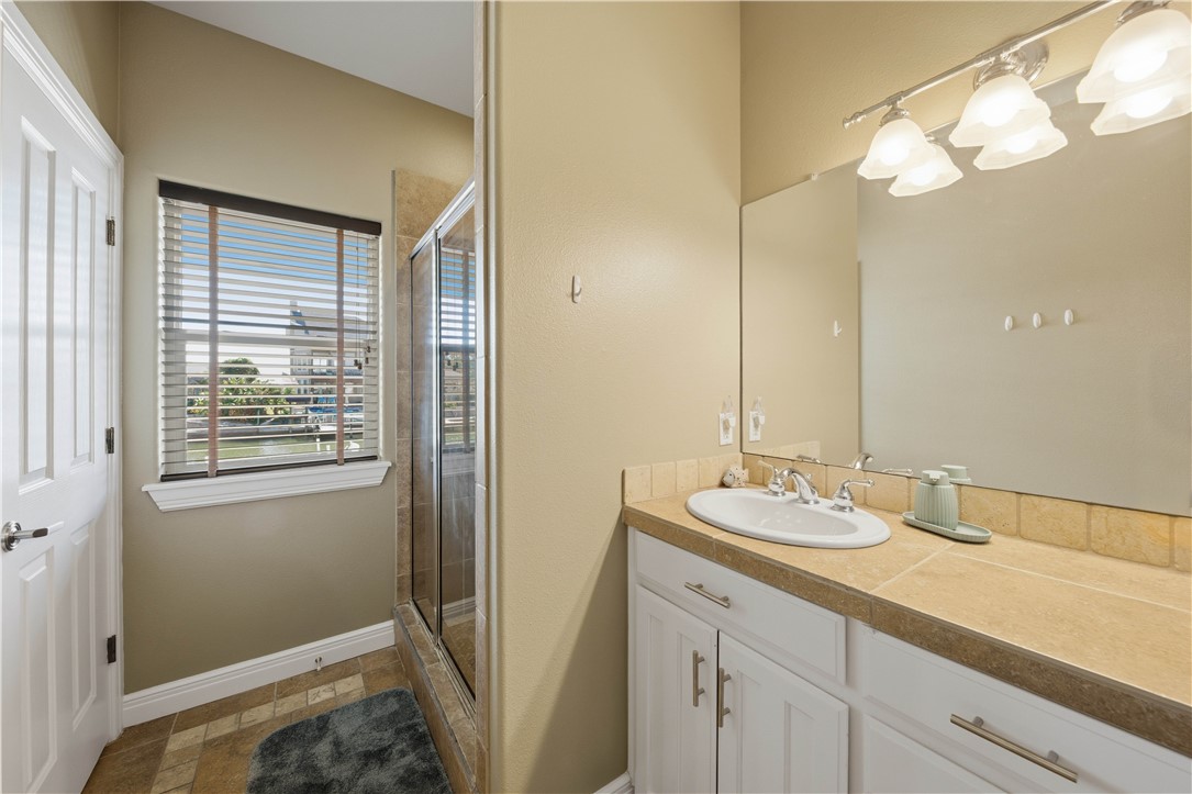 227 Windjammer Road Rockport, TX 78382 - Photo 33 of 40