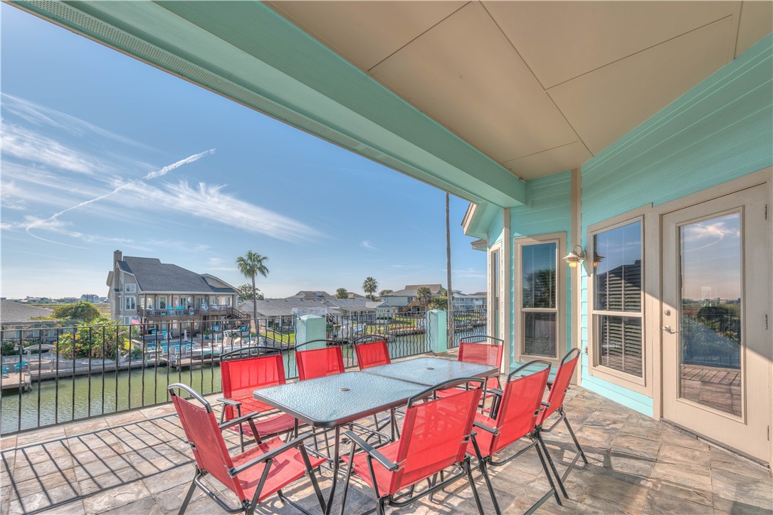 227 Windjammer Road Rockport, TX 78382 - Photo 8 of 40