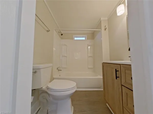 $1,100 | 909 Old Thomasville Road, Unit A, High Point, NC 27260