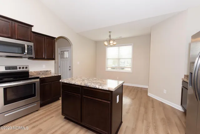 $1,675 | 317 Adobe Lane, Jacksonville, NC 28546