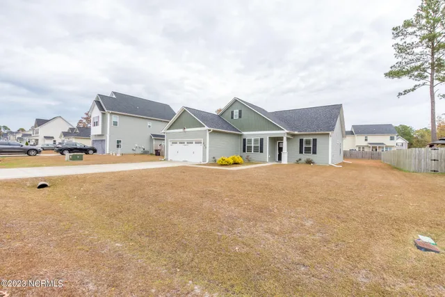 $1,675 | 317 Adobe Lane, Jacksonville, NC 28546