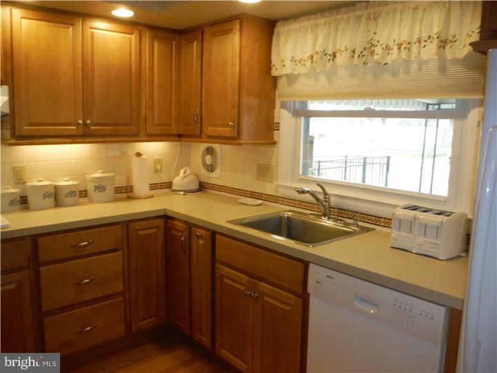 1253 Heather Road Ambler, PA 19002 - Photo 7 of 20 Gallery Image 7