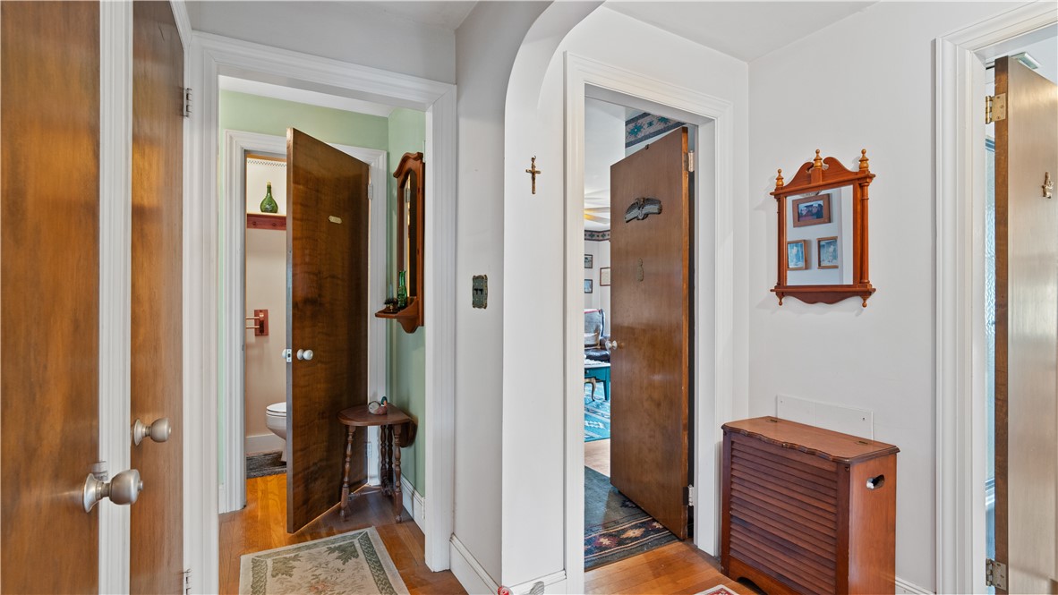 14 Barnes Street Smithfield, RI 02828 - Photo 19 of 44
