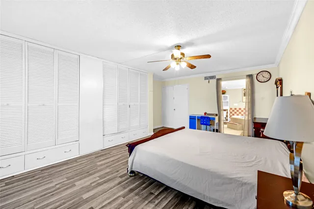 $299,990 | 12166 Huntington Venture Drive, Houston, TX 77099