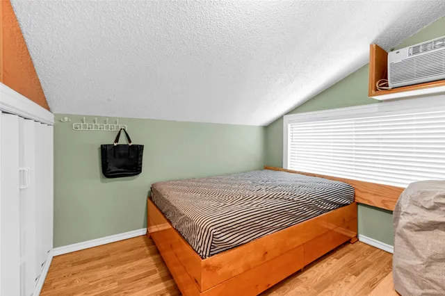 $299,990 | 12166 Huntington Venture Drive, Houston, TX 77099