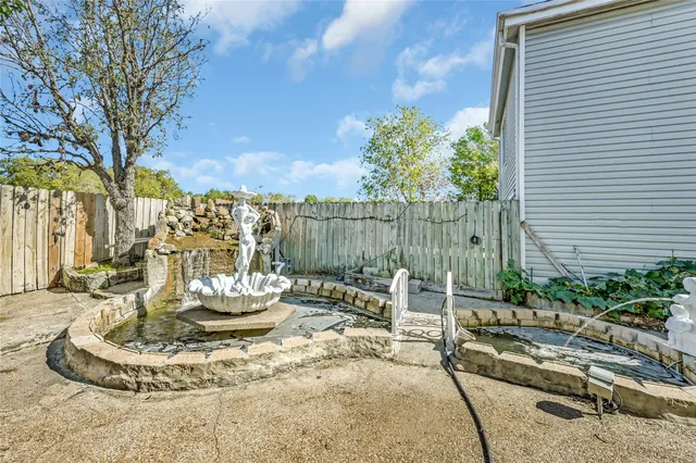 $299,990 | 12166 Huntington Venture Drive, Houston, TX 77099