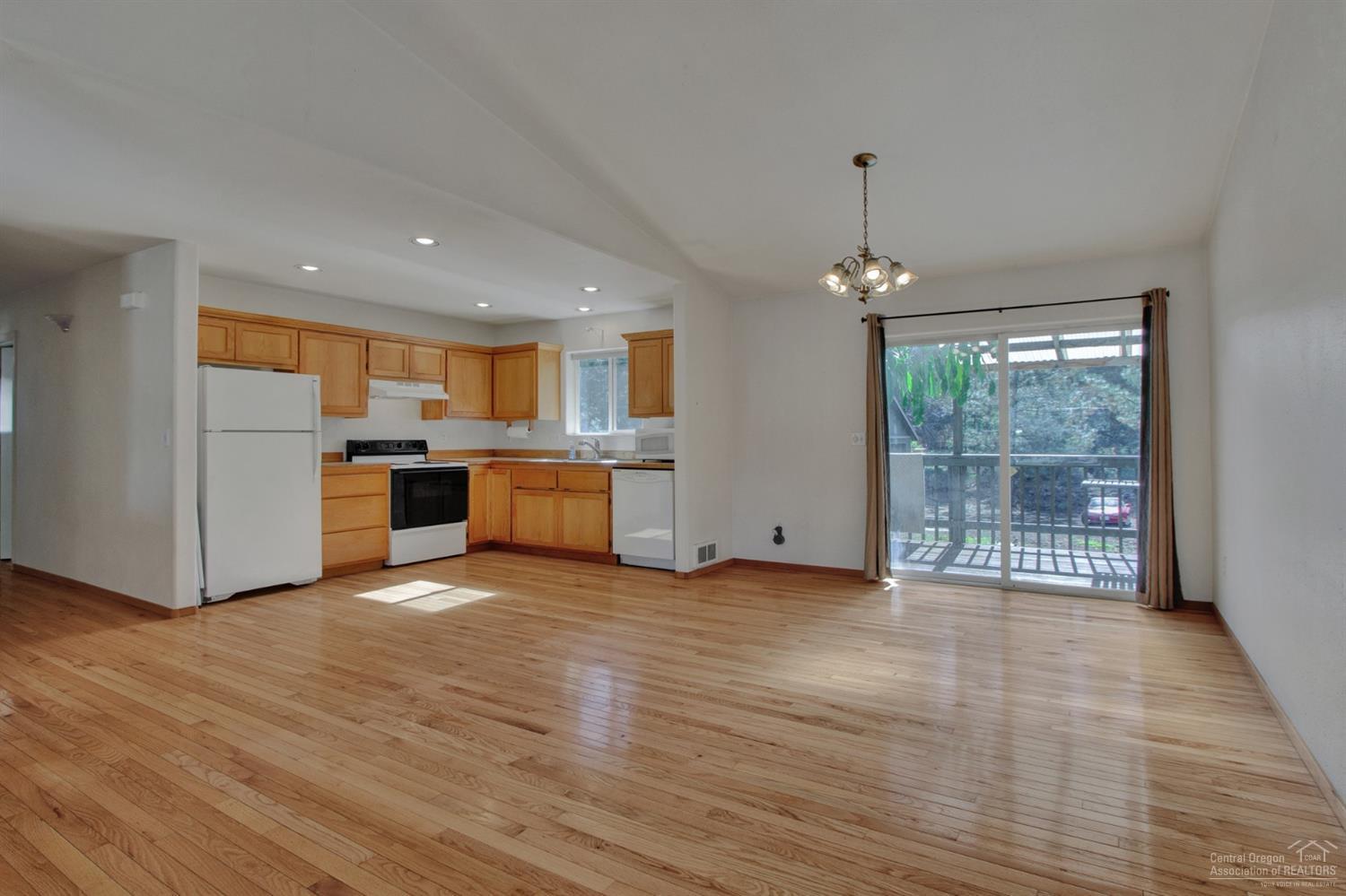 60305 Zuni Road Bend, OR 97702 - Photo 10 of 22 Additional Photo