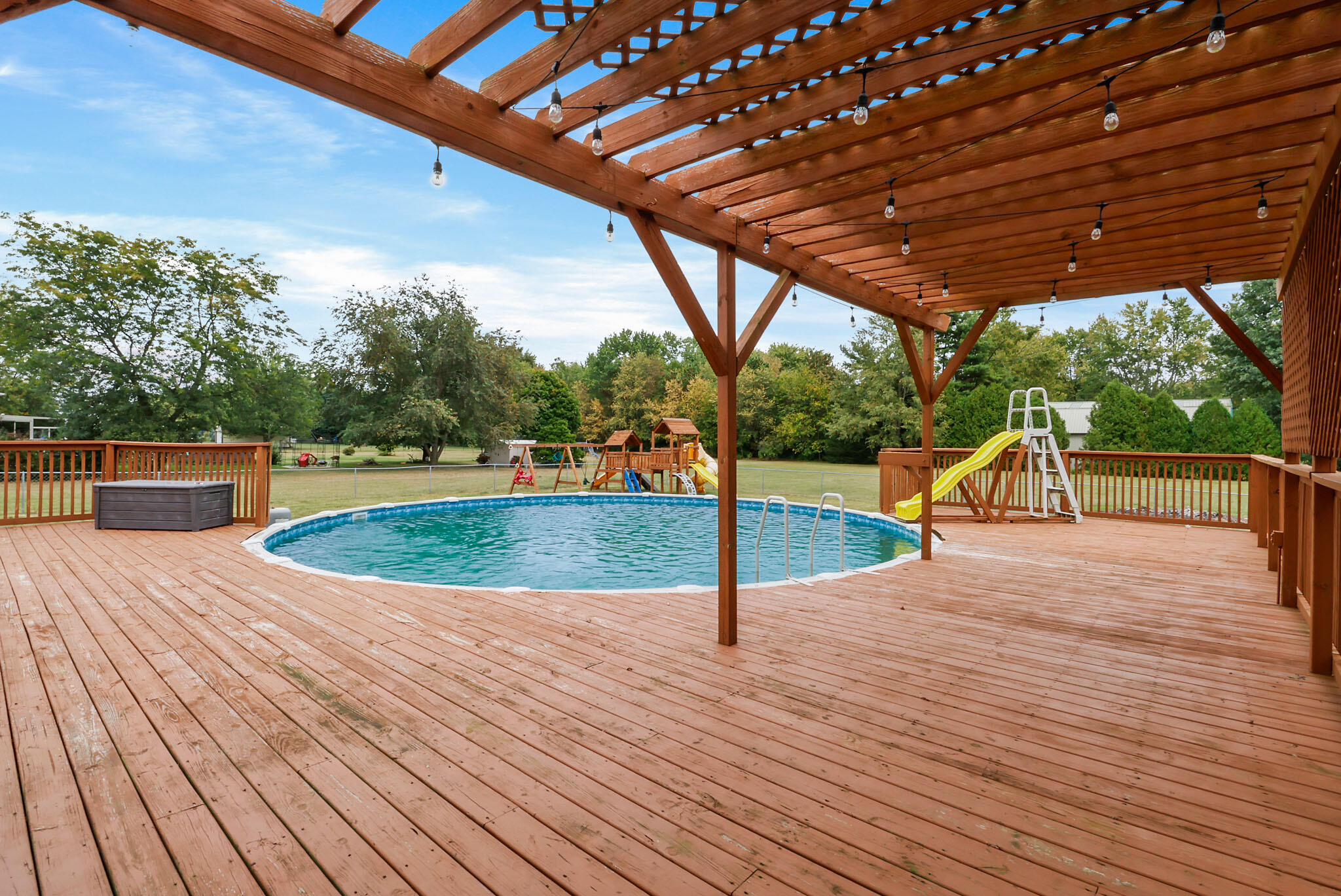 895 Rustic Acres Lane Hebron, IN 46341 - Photo 6 of 24 2048x1368