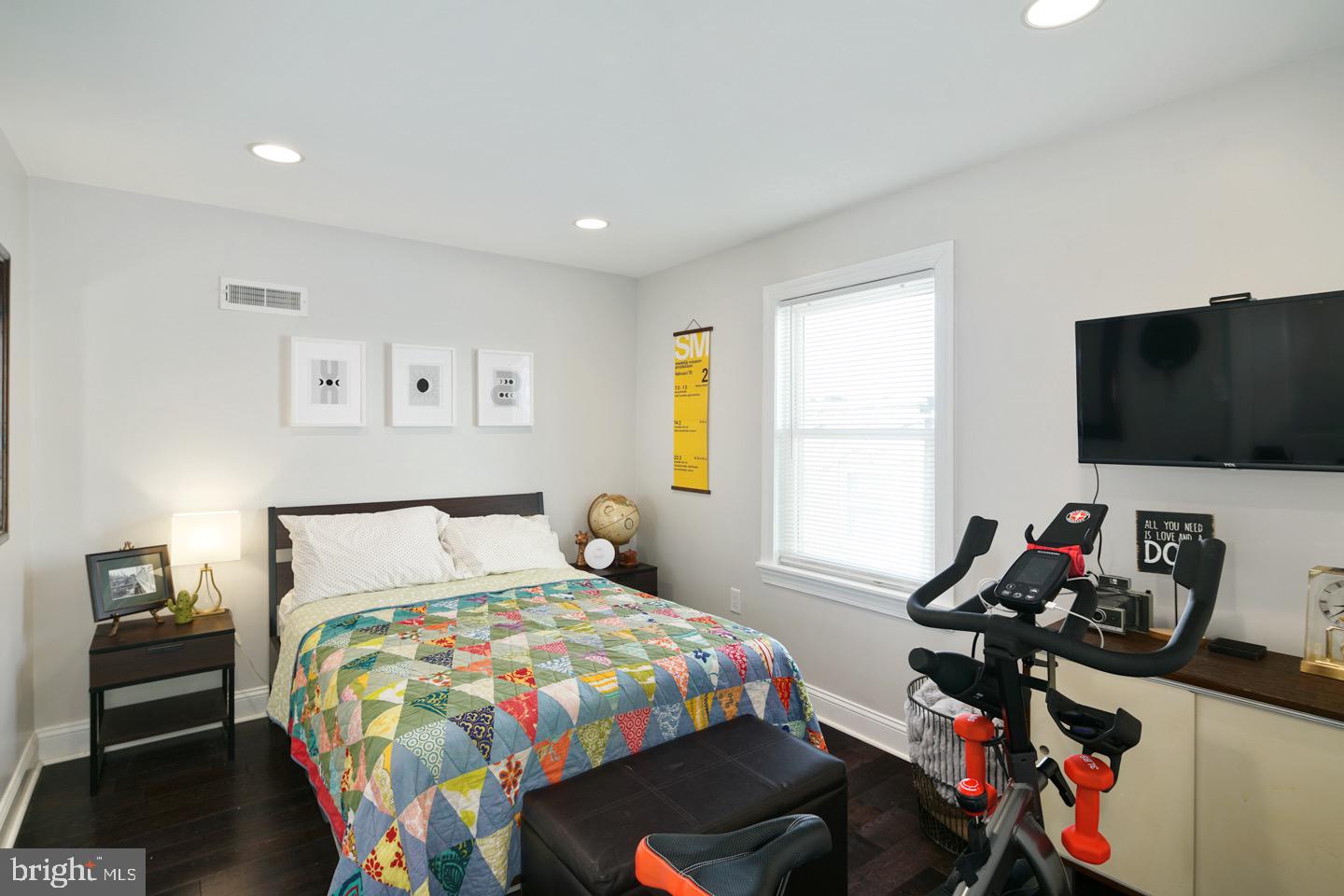 2720 Edgemont Street Philadelphia, PA 19134 - Photo 18 of 33