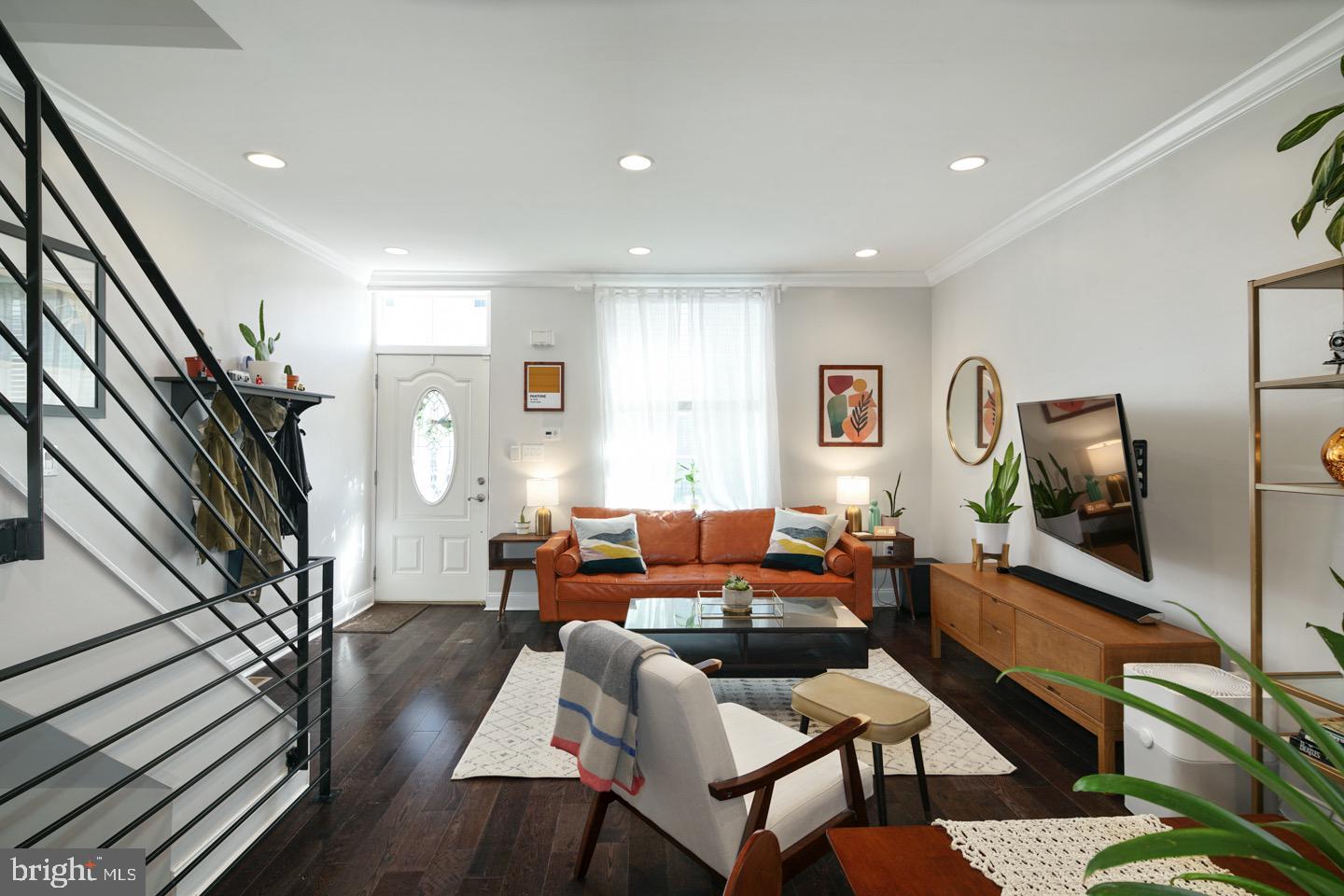 2720 Edgemont Street Philadelphia, PA 19134 - Photo 4 of 33