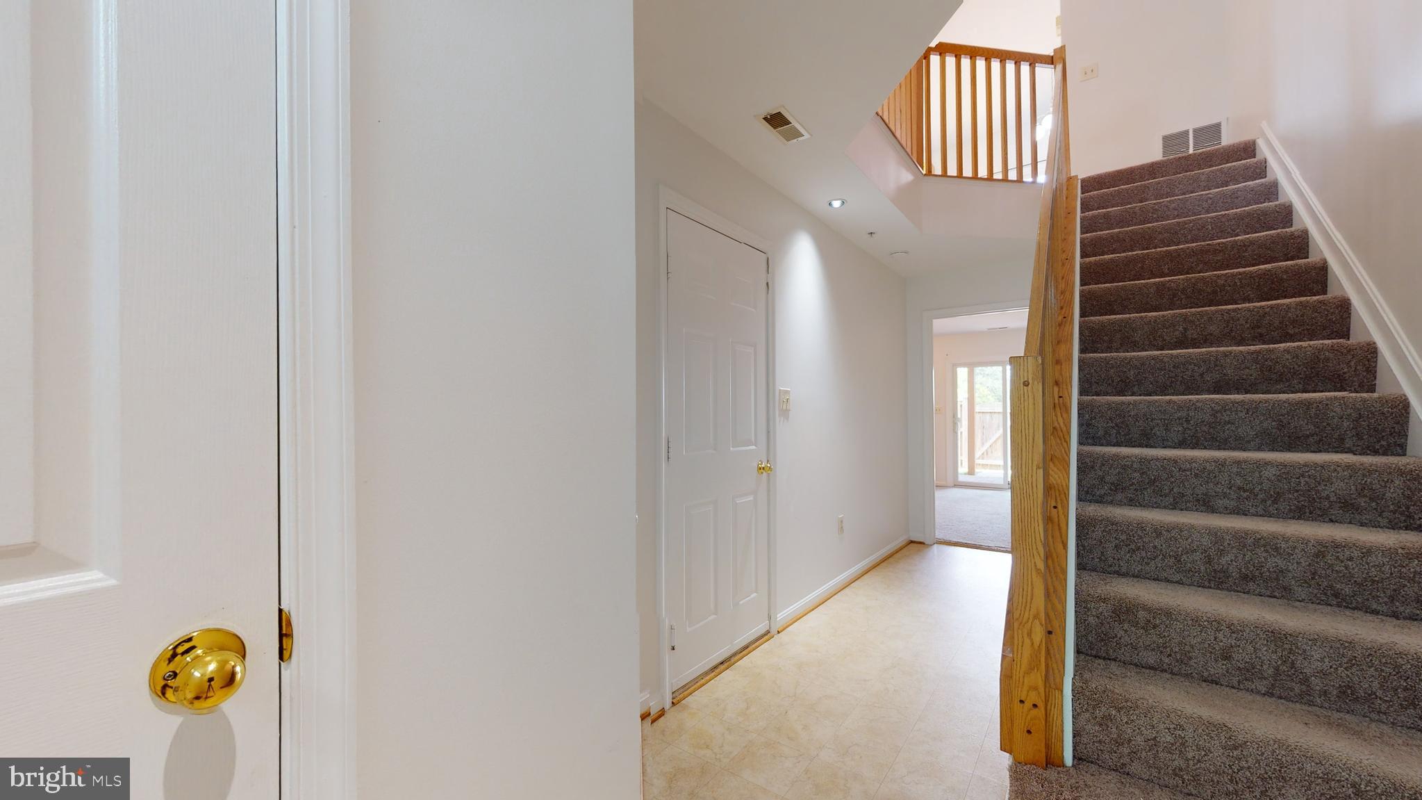 930 Turning Point Court Frederick, MD 21701 - Photo 6 of 38 Gallery Image 6