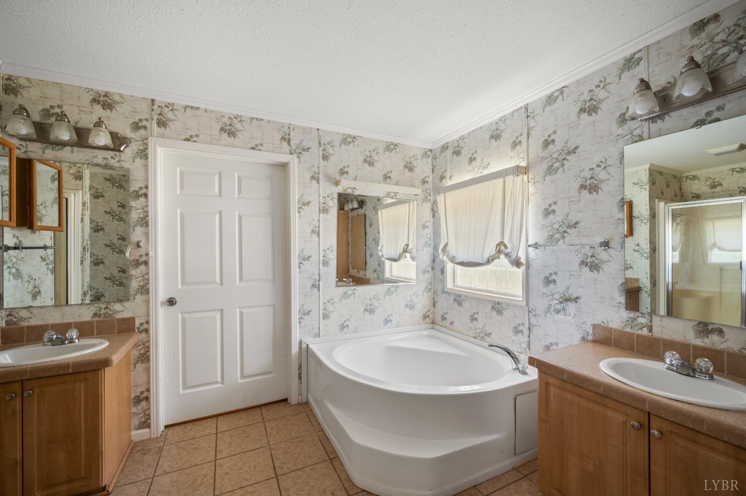740 Long Island Road Gladys, VA 24554 - Photo 7 of 55