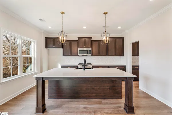 $442,000 | 1061 Paula Parris Road, Chesnee, SC 29323