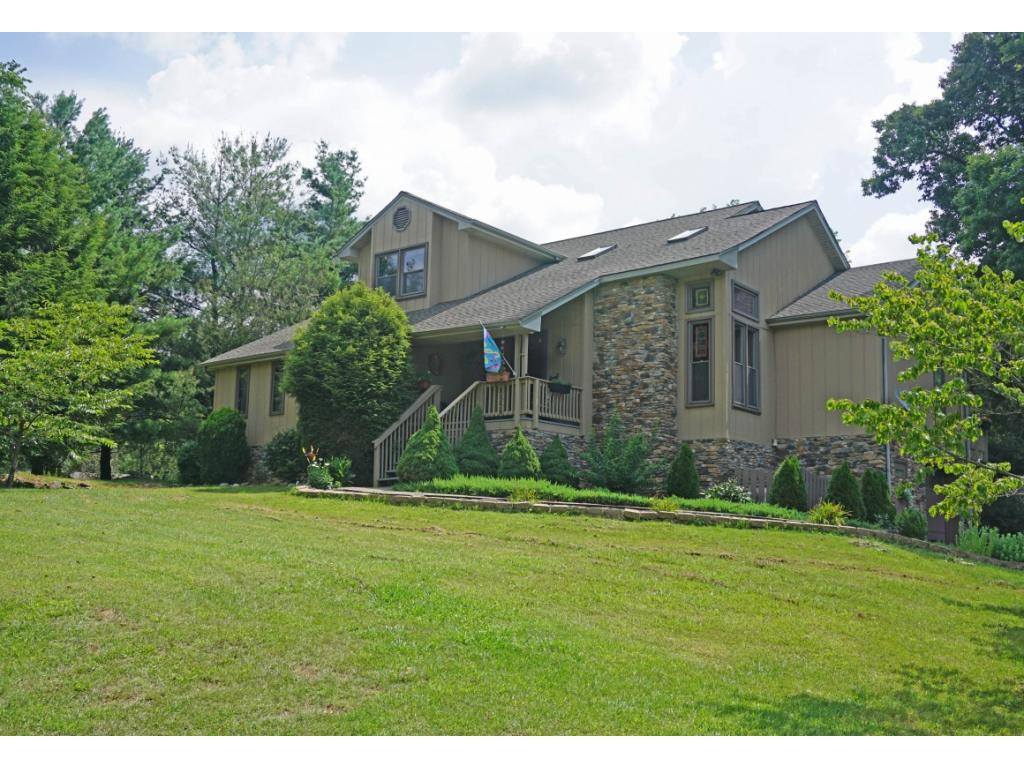 312 South Austin Springs Road Johnson City, TN 37601 - Photo 1 of 27 Photo 1