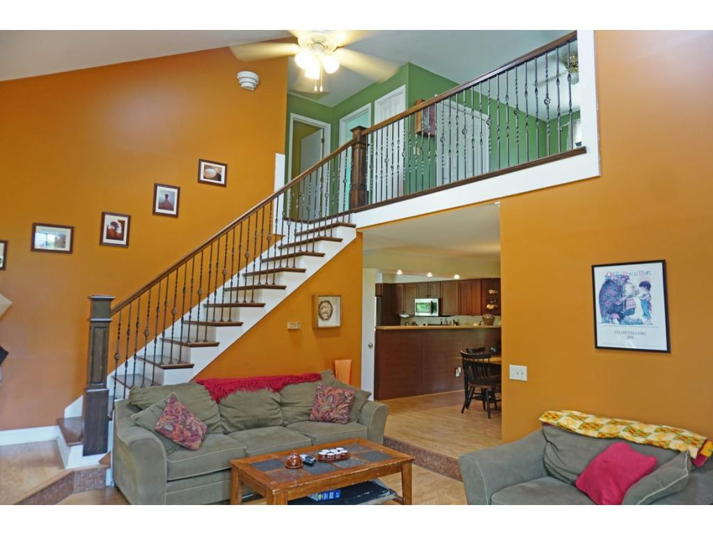 312 South Austin Springs Road Johnson City, TN 37601 - Photo 3 of 27 Photo 3