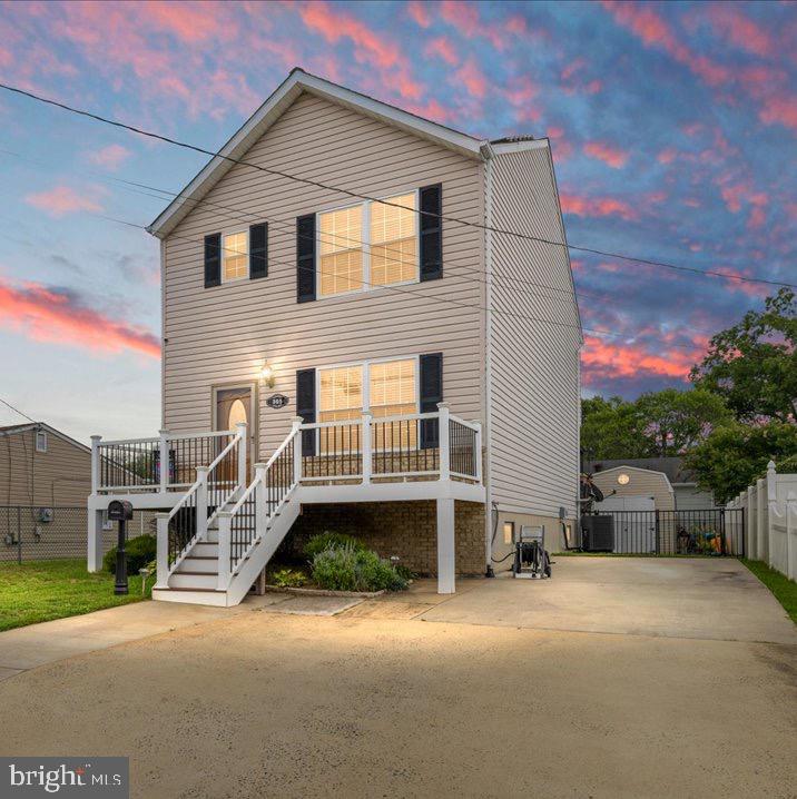 305 Cloverhill Road Pasadena, MD 21122 - Photo 1 of 46 Gallery Image 1