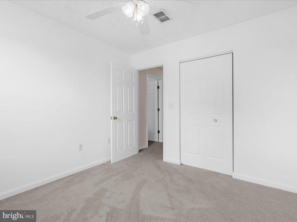 305 Cloverhill Road Pasadena, MD 21122 - Photo 17 of 46 Gallery Image 17