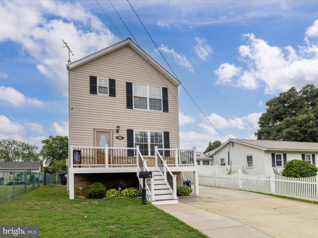 305 Cloverhill Road Pasadena, MD 21122 - Photo 2 of 46 Gallery Image 2