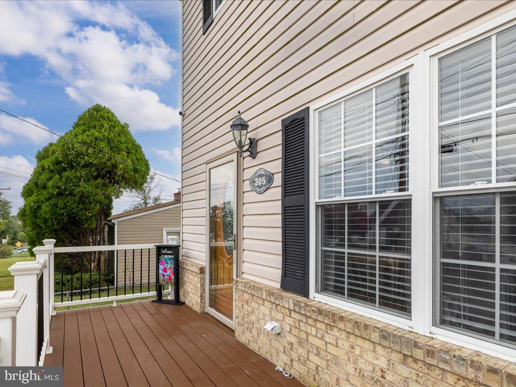 305 Cloverhill Road Pasadena, MD 21122 - Photo 32 of 46 Gallery Image 32