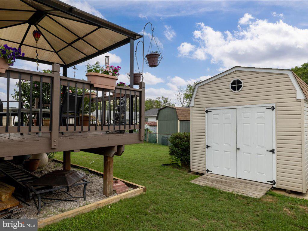 305 Cloverhill Road Pasadena, MD 21122 - Photo 38 of 46 Gallery Image 38
