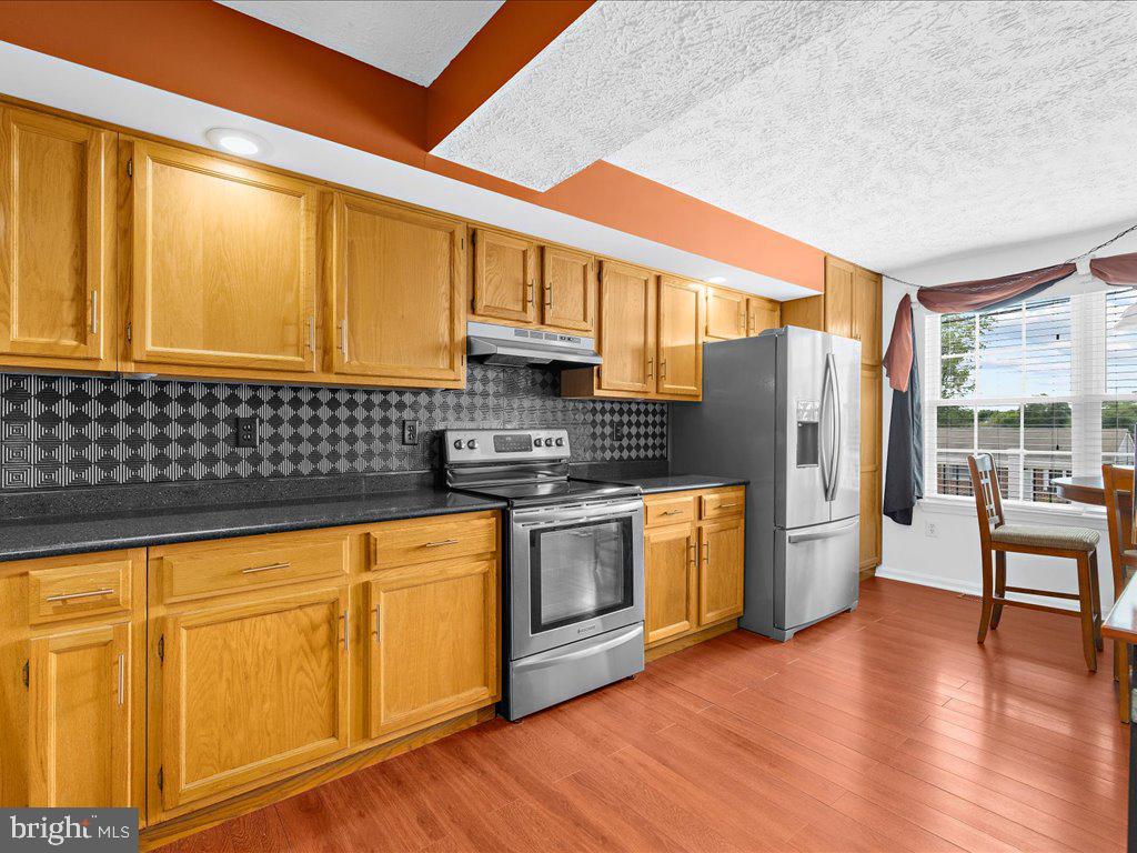 305 Cloverhill Road Pasadena, MD 21122 - Photo 9 of 46 Gallery Image 9