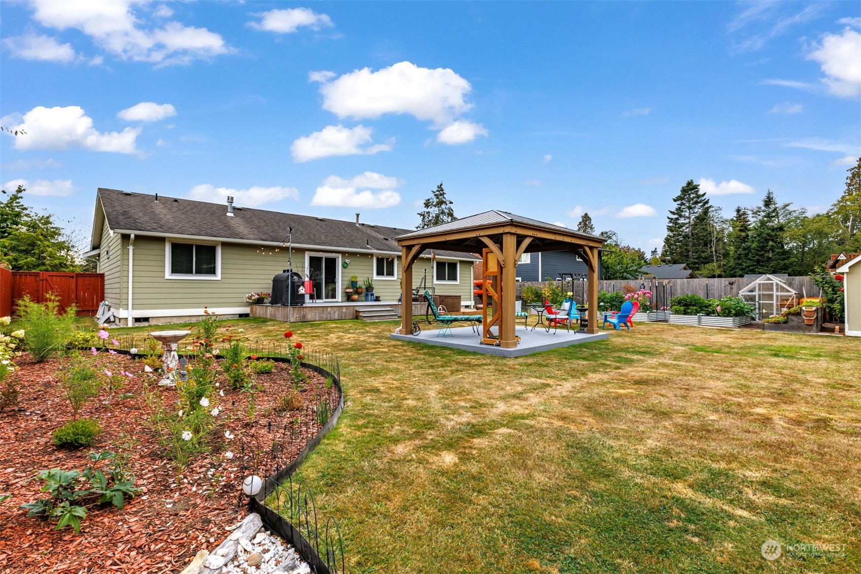 5688 Salish Road Blaine, WA 98230 - Photo 9 of 40 Gallery Image 9