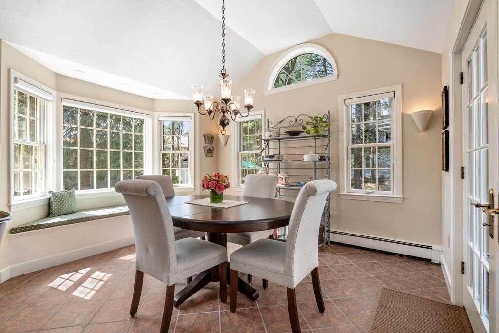 342 Linden Street Wellesley, MA 02481 - Photo 14 of 41