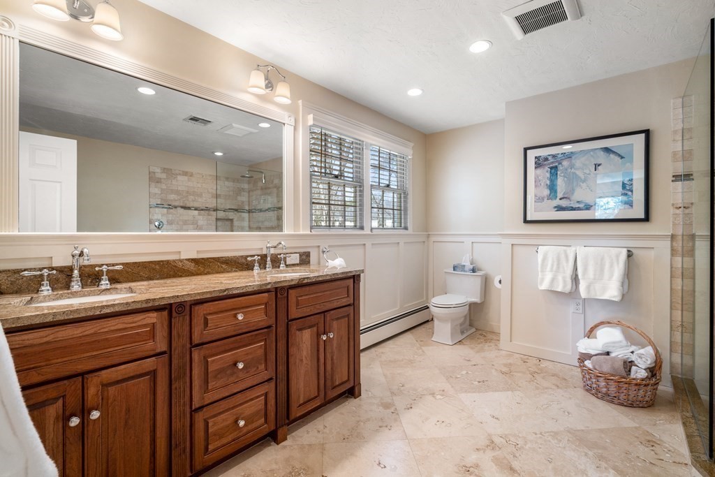 342 Linden Street Wellesley, MA 02481 - Photo 21 of 41