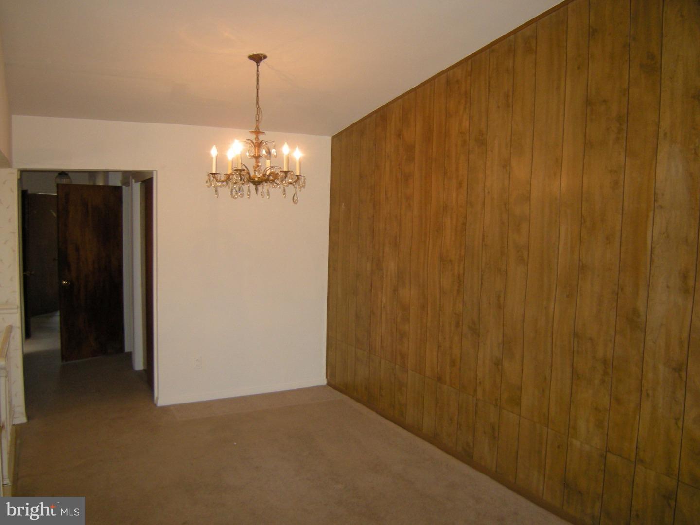 8807 Blue Grass Road Philadelphia, PA 19152 - Photo 7 of 25 Dining Room